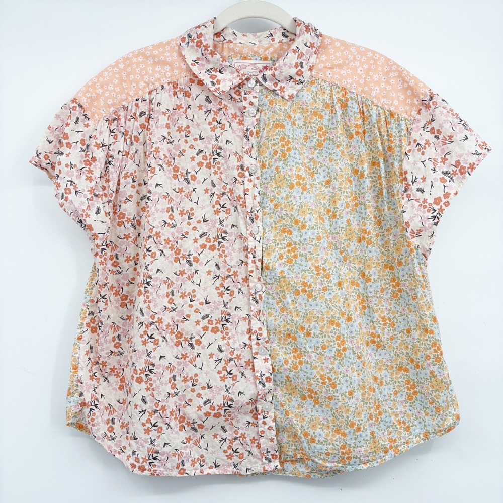 American Eagle Womens Mixed Floralβ Patchwork Cottagecore Button Up Camp Shirt M